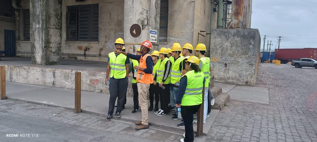 Descrição da Foto 3